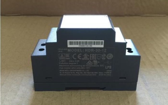 安全高效，明緯機(jī)殼型電源護(hù)航您的設(shè)備
