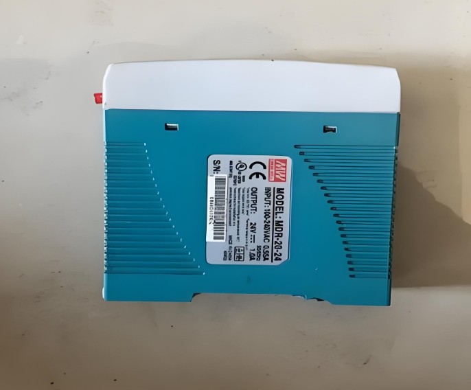 智能調(diào)控充電明緯固定式機殼型電源精準(zhǔn)匹配設(shè)備需求